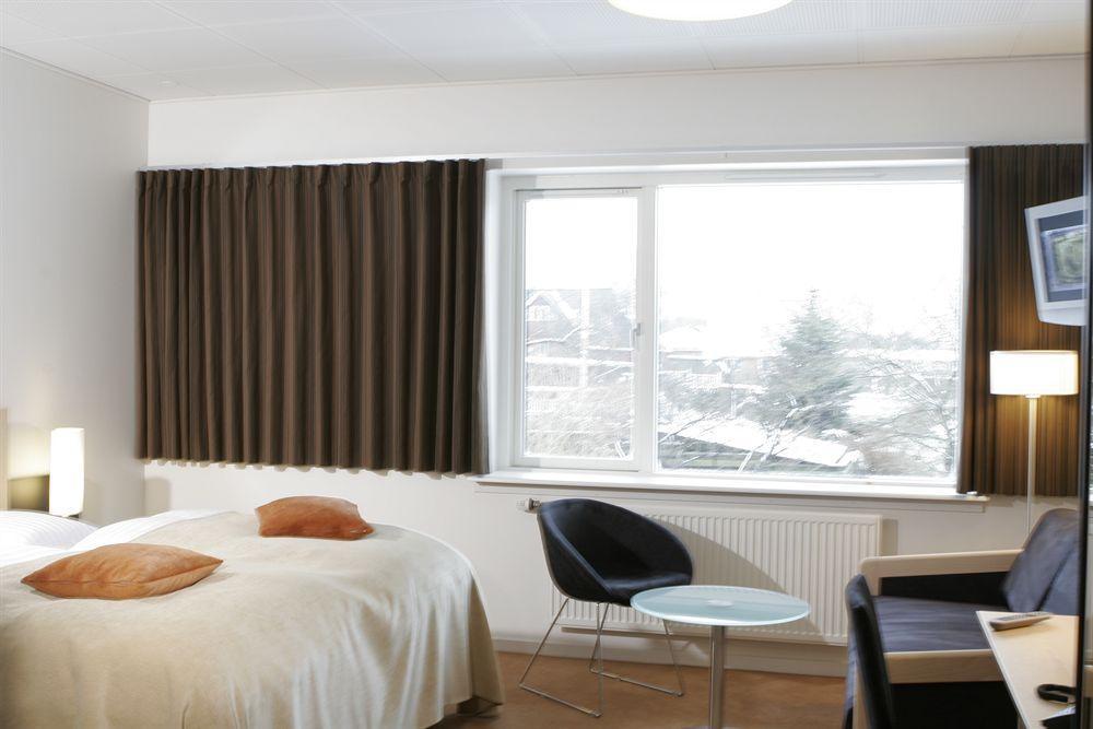 Hotel Jernbanegade Kibæk エクステリア 写真