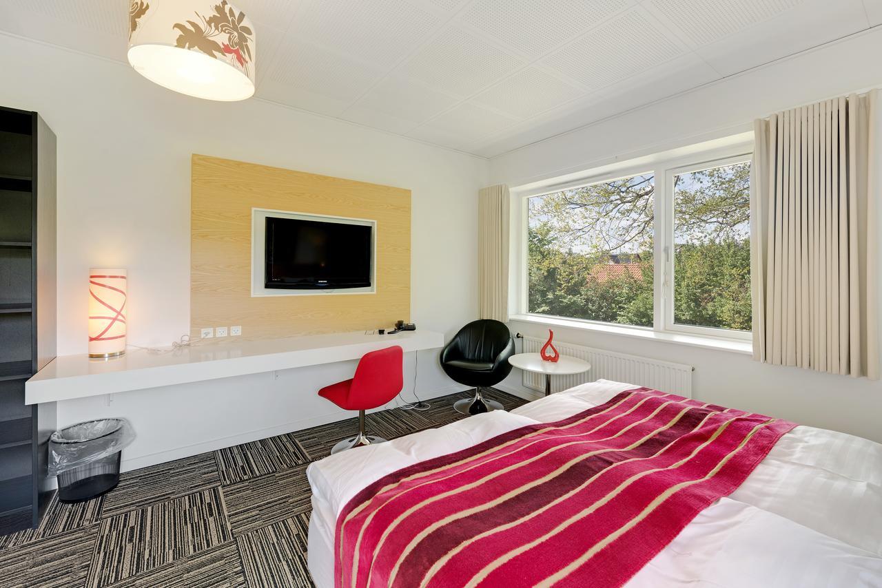 Hotel Jernbanegade Kibæk エクステリア 写真