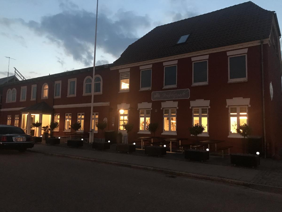 Hotel Jernbanegade Kibæk エクステリア 写真
